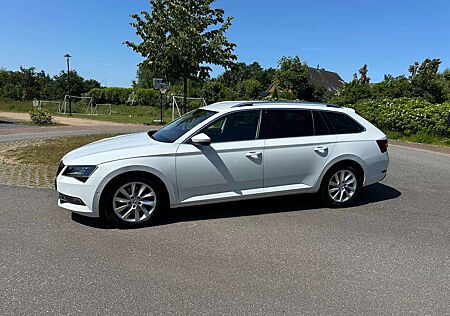 Skoda Superb Combi 1.5 TSI DSGAmbition