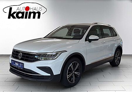 VW Tiguan Volkswagen 2.0 TDI DSG Active +LED+AHK+NAVI
