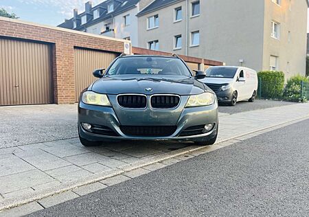 BMW 320d 320 xDrive DPF Touring