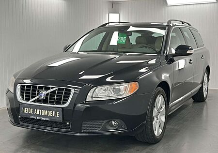 Volvo V70 Kombi Summum 5 Zylinder Ahk Bi-Xenon SHZ