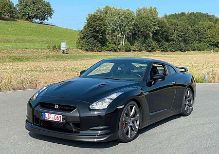 Nissan GT-R 3.8l Black Edition