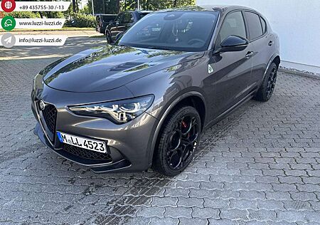 Alfa Romeo Stelvio Quadrifoglio 2,9 V6 Bi-Turbo*Akrapovic*
