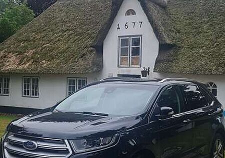 Ford Edge 2.0 TDCi 4×4 Topp Zustand