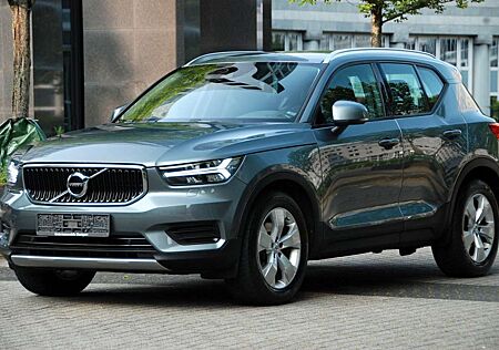Volvo XC 40 XC40 Momentum 2WD| LED| AUTOMATIK| CARPLAY| NAVI