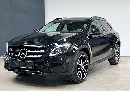 Mercedes-Benz GLA 180 Panorama Kamera KeylessGo