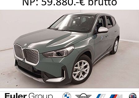 BMW iX1 eDrive 20 xLine 17'' Pano AdLED ParkAss+ H/K HUDMe