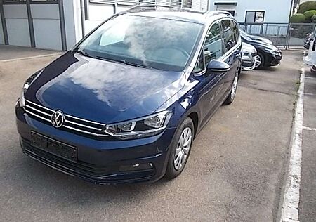 VW Touran Volkswagen Comfortline 1.5 TSI DSG, 110kw(150PS) Klima Navi