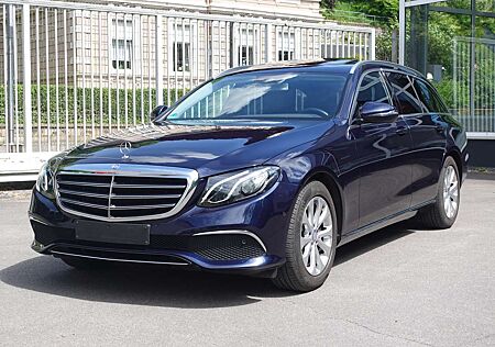 Mercedes-Benz E 220 d T 4Matic Navi LED AHK Kamera eSHD Spur-Pak
