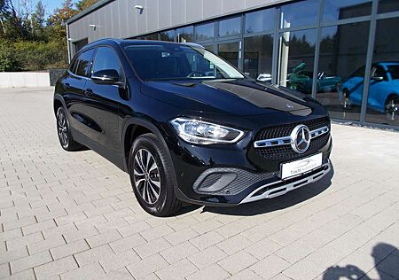 Mercedes-Benz GLA 200 d 4Matic*Kamera*Sitzh.*Tempom.*Navi*