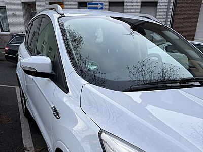 Ford Kuga 1.5 EcoBoost 2x4 SYNC