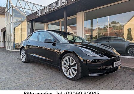 Tesla Model 3 RWD *62kWh*Wärmepumpe*