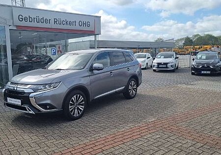 Mitsubishi Outlander Diamant+ 2.0 Automatik 2WD CVT