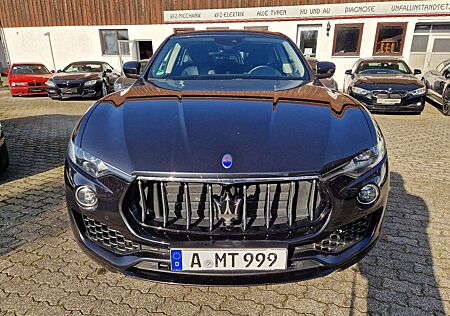 Maserati Levante Diesel 3.0 V6 Q4 GRANLUSSO "SERVICE NEU"