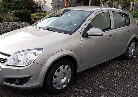 Opel Astra 1.4 Caravan Edition 111 Jahre