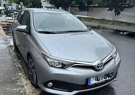 Toyota Auris Hybrid Design Edition