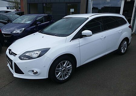 Ford Focus Turnier 1.6 TDCi Titanium Klimaautomatik Navi Ein