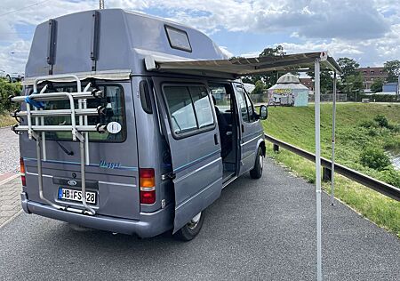 Ford Nugget Camper mit Westfalie Küche