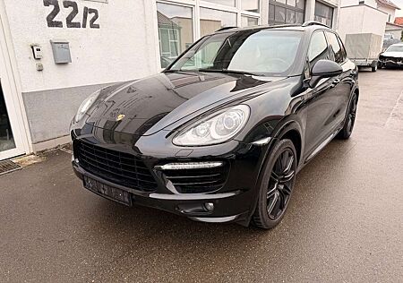 Porsche Cayenne Turbo Sport Design Voll Voll