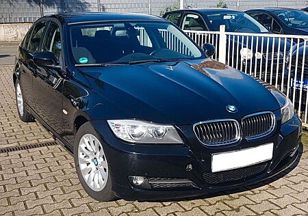 BMW 318 d Navi Sitzheizung PDC Alu Tempomat