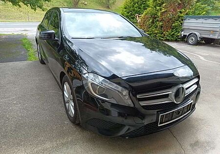 Mercedes-Benz A 200 CDI (BlueEFFICIENCY)