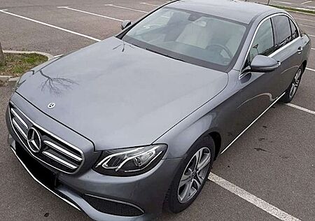 Mercedes-Benz E 220 d 4Matic 143 kW / 195 PS 9G-TRONIC Avantgarde