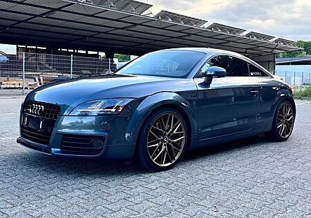 Audi TT Coupe 3.2 quattro S tronic