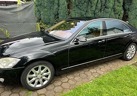 Mercedes-Benz S 500 Mercedes Benz S500 4 Matic L