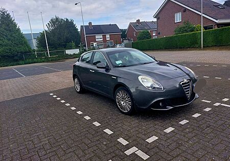 Alfa Romeo Giulietta 1.6 JTDm 105 ch S&S Impulsive