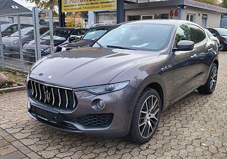 Maserati Levante S Q4 Biturbo / Pano / Totwinkel / 430PS