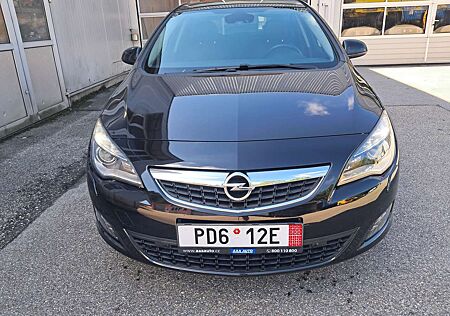 Opel Astra Innovation-AUTOMATIK-Tschechischer Fahrzeugbrief