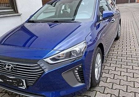 Hyundai Ioniq Hybrid 1.6 GDI Style