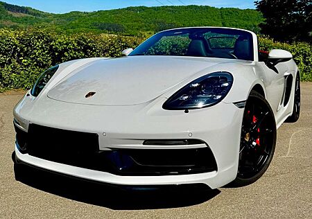 Porsche Boxster 718 GTS 4.0 PDK*kreide*Exclusive*LED*Sitzlüft.