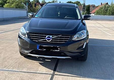 Volvo XC 60 XC60 D5 AWD Geartronic Summum