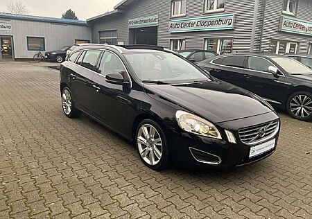 Volvo V60 2,0 D Combi Summum Automatik