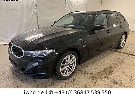 BMW 320 e Touring xDrive Facelift HeadUp CockpitProf