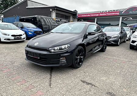 VW Scirocco Volkswagen 2.0 TDI R-Line NAVI PDC TEMPO Last Edi