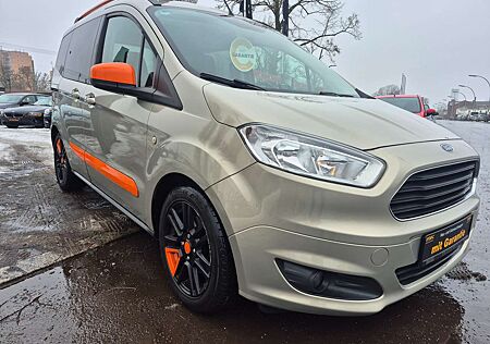 Ford Tourneo Courier Titanium Serviceheft 12 M. Garantie