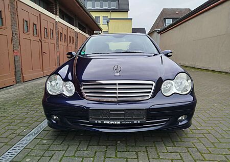 Mercedes-Benz C 180 KompressorAutomatik sehr gepflegt Allwetterr