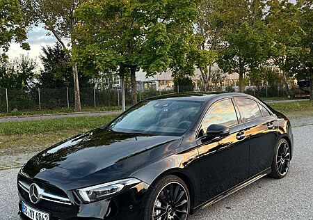 Mercedes-Benz A 35 AMG Lim. | *360Grad *Burm *Multi-Beam uvm.