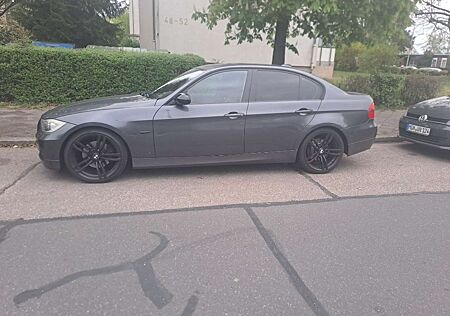 BMW 320d 320 DPF Aut.