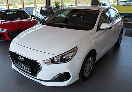 Hyundai i30 Select*KLIMA*TEMPOMAT*