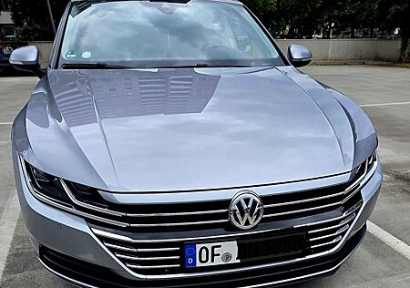 VW Arteon Volkswagen 2.0 TDI DSG Basis