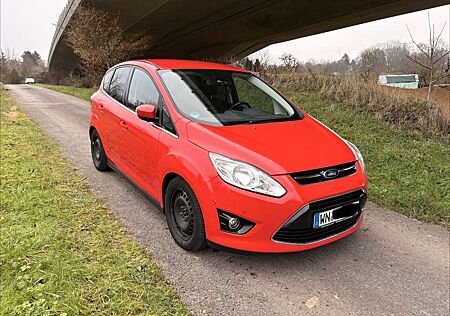 Ford C-Max Titanium