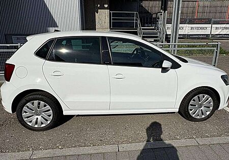 Volkswagen Polo Polo V Diesel  5-Türer 1.4 TDI Blue Motion Technology Allstar
