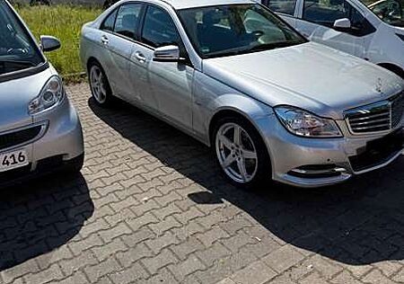Mercedes-Benz C 180 CGI Automatik BlueEFFICIENCY