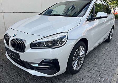 BMW 218 d Active Tourer Luxury Line ParkAss Navi Kam