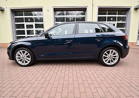 Audi A3 Sportback 30 TDI Bi-Xenon Automatik PDC