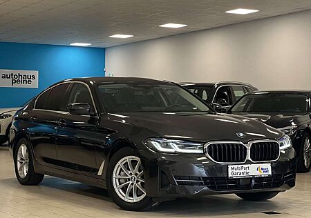 BMW 530 dxD/Lim/HUD/Laser/MassagBelüfStz/P&DrivAsProf