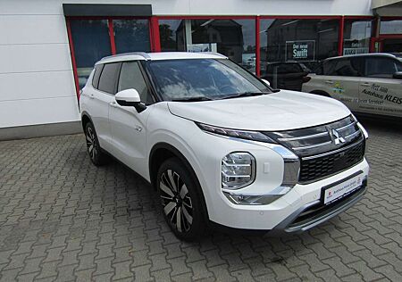Mitsubishi Outlander 2.4 4WD Plug-In Hybrid Intro Edition 360° Navi