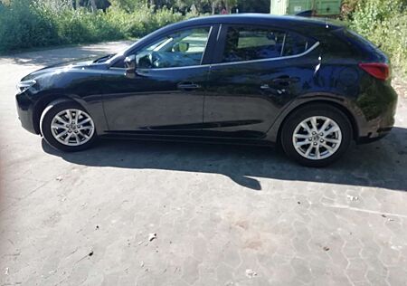 Mazda 3 SKYACTIV-G 120 Exclusive-Line , R- Kamera.
